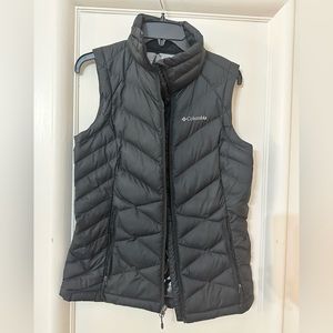 Columbia Vest - Like new
